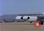 Standbild C-141A Starlifter aircraft Philippinen, 1979, aus Sekunde 30 historischem Filmmaterial Videoclip 65675055627
