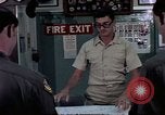 Standbild Naval Officer Diego Garcia Insel im Indischen Ozean, 1979, aus Sekunde 16 historischem Filmmaterial Videoclip 65675055628