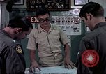 Standbild Naval Officer Diego Garcia Insel im Indischen Ozean, 1979, aus Sekunde 21 historischem Filmmaterial Videoclip 65675055628