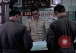 Standbild Naval Officer Diego Garcia Insel im Indischen Ozean, 1979, aus Sekunde 39 historischem Filmmaterial Videoclip 65675055628