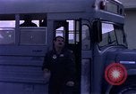 Immagine di Equipaggio navale Diego Garcia isola dell'Oceano Indiano, 1979, secondo 5 filmato di repertorio 65675055629