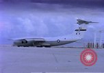 Immagine di Equipaggio navale Diego Garcia isola dell'Oceano Indiano, 1979, secondo 24 filmato di repertorio 65675055629
