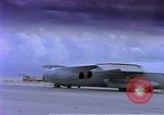 Immagine di Equipaggio navale Diego Garcia isola dell'Oceano Indiano, 1979, secondo 33 filmato di repertorio 65675055629
