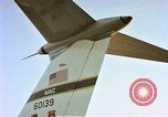 Standbild C-141A Starlifter aircraft Philippinen, 1979, aus Sekunde 3 historischem Filmmaterial Videoclip 65675055630