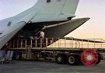 Standbild C-141A Starlifter aircraft Philippinen, 1979, aus Sekunde 13 historischem Filmmaterial Videoclip 65675055630