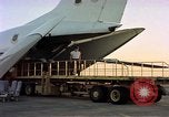 Standbild C-141A Starlifter aircraft Philippinen, 1979, aus Sekunde 14 historischem Filmmaterial Videoclip 65675055630