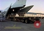 Standbild C-141A Starlifter aircraft Philippinen, 1979, aus Sekunde 24 historischem Filmmaterial Videoclip 65675055630