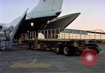 Standbild C-141A Starlifter aircraft Philippinen, 1979, aus Sekunde 25 historischem Filmmaterial Videoclip 65675055630