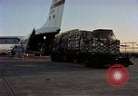 Standbild C-141A Starlifter aircraft Philippinen, 1979, aus Sekunde 62 historischem Filmmaterial Videoclip 65675055630