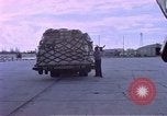 Standbild C-141A Starlifter aircraft Diego Garcia Insel im Indischen Ozean, 1979, aus Sekunde 4 historischem Filmmaterial Videoclip 65675055631