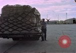 Standbild C-141A Starlifter aircraft Diego Garcia Insel im Indischen Ozean, 1979, aus Sekunde 18 historischem Filmmaterial Videoclip 65675055631