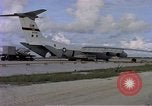 Standbild C-141A Starlifter aircraft Diego Garcia Insel im Indischen Ozean, 1979, aus Sekunde 46 historischem Filmmaterial Videoclip 65675055632