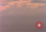 Standbild Air Base Start- und Landebahn Diego Garcia Insel im Indischen Ozean, 1979, aus Sekunde 49 historischem Filmmaterial Videoclip 65675055633