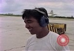 Standbild C-141A Flugzeug Diego Garcia Insel im Indischen Ozean, 1979, aus Sekunde 8 historischem Filmmaterial Videoclip 65675055635