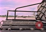 Standbild C-141A Flugzeug Diego Garcia Insel im Indischen Ozean, 1979, aus Sekunde 6 historischem Filmmaterial Videoclip 65675055636
