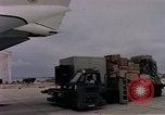 Standbild C-141A Flugzeug Diego Garcia Insel im Indischen Ozean, 1979, aus Sekunde 32 historischem Filmmaterial Videoclip 65675055636
