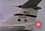 Standbild C-141A Flugzeug Diego Garcia Insel im Indischen Ozean, 1979, aus Sekunde 37 historischem Filmmaterial Videoclip 65675055636