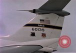 Standbild C-141A Flugzeug Diego Garcia Insel im Indischen Ozean, 1979, aus Sekunde 38 historischem Filmmaterial Videoclip 65675055636