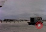 Standbild C-141A Flugzeug Diego Garcia Insel im Indischen Ozean, 1979, aus Sekunde 43 historischem Filmmaterial Videoclip 65675055636