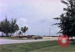 Standbild Aktivitäten am Strand Diego Garcia Insel im Indischen Ozean, 1979, aus Sekunde 38 historischem Filmmaterial Videoclip 65675055637