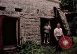 Standbild airmen prüfen Diego Garcia Insel im Indischen Ozean, 1979, aus Sekunde 22 historischem Filmmaterial Videoclip 65675055639