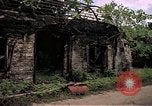 Standbild airmen prüfen Diego Garcia Insel im Indischen Ozean, 1979, aus Sekunde 45 historischem Filmmaterial Videoclip 65675055639