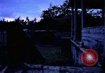 Standbild airmen prüfen Diego Garcia Insel im Indischen Ozean, 1979, aus Sekunde 10 historischem Filmmaterial Videoclip 65675055642