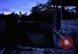 Standbild airmen prüfen Diego Garcia Insel im Indischen Ozean, 1979, aus Sekunde 12 historischem Filmmaterial Videoclip 65675055642