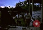 Standbild airmen prüfen Diego Garcia Insel im Indischen Ozean, 1979, aus Sekunde 22 historischem Filmmaterial Videoclip 65675055642