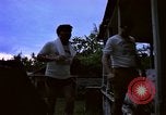 Standbild airmen prüfen Diego Garcia Insel im Indischen Ozean, 1979, aus Sekunde 26 historischem Filmmaterial Videoclip 65675055642