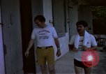Standbild airmen prüfen Diego Garcia Insel im Indischen Ozean, 1979, aus Sekunde 42 historischem Filmmaterial Videoclip 65675055642