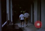 Standbild airmen prüfen Diego Garcia Insel im Indischen Ozean, 1979, aus Sekunde 58 historischem Filmmaterial Videoclip 65675055642