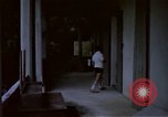 Standbild airmen prüfen Diego Garcia Insel im Indischen Ozean, 1979, aus Sekunde 61 historischem Filmmaterial Videoclip 65675055642