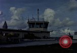 Standbild tower Controller Diego Garcia Insel im Indischen Ozean, 1979, aus Sekunde 5 historischem Filmmaterial Videoclip 65675055645