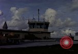 Standbild tower Controller Diego Garcia Insel im Indischen Ozean, 1979, aus Sekunde 13 historischem Filmmaterial Videoclip 65675055645