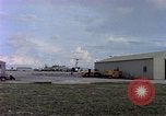 Standbild tower Controller Diego Garcia Insel im Indischen Ozean, 1979, aus Sekunde 42 historischem Filmmaterial Videoclip 65675055645