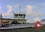 Standbild tower Controller Diego Garcia Insel im Indischen Ozean, 1979, aus Sekunde 49 historischem Filmmaterial Videoclip 65675055645