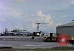 Standbild tower Controller Diego Garcia Insel im Indischen Ozean, 1979, aus Sekunde 60 historischem Filmmaterial Videoclip 65675055645