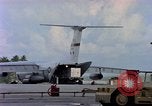 Standbild tower Controller Diego Garcia Insel im Indischen Ozean, 1979, aus Sekunde 61 historischem Filmmaterial Videoclip 65675055645