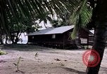 Standbild Gebäude am Strand Diego Garcia Insel im Indischen Ozean, 1979, aus Sekunde 14 historischem Filmmaterial Videoclip 65675055647