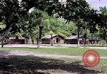 Standbild Gebäude am Strand Diego Garcia Insel im Indischen Ozean, 1979, aus Sekunde 45 historischem Filmmaterial Videoclip 65675055647