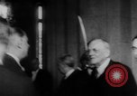 Standbild Premier Charles de Gaulle Algerien, 1958, aus Sekunde 56 historischem Filmmaterial Videoclip 65675055651