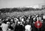 Standbild der heiligen Bernadette's Centennial Washington DC USA, 1958, aus Sekunde 16 historischem Filmmaterial Videoclip 65675055661