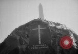 Standbild der heiligen Bernadette's Centennial Washington DC USA, 1958, aus Sekunde 22 historischem Filmmaterial Videoclip 65675055661