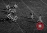 Standbild Fußballspiel East Lansing Michigan USA, 1958, aus Sekunde 53 historischem Filmmaterial Videoclip 65675055663