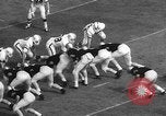 Standbild Amerikanisches College-Footballspiel New York United States USA, 1958, aus Sekunde 25 historischem Filmmaterial Videoclip 65675055664