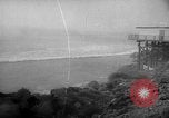 Immagine di Infuriano gli incendi forestali Malibu California USA, 1958, secondo 6 filmato di repertorio 65675055665