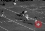 Immagine di American Football match New York United States USA, 1958, secondo 44 filmato di repertorio 65675055672