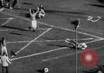 Immagine di American Football match New York United States USA, 1958, secondo 52 filmato di repertorio 65675055672