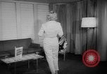 Standbild Leder fashion parade Pazifik, 1960, aus Sekunde 20 historischem Filmmaterial Videoclip 65675055684